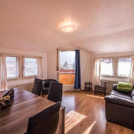 Chalet Cecile Apartment